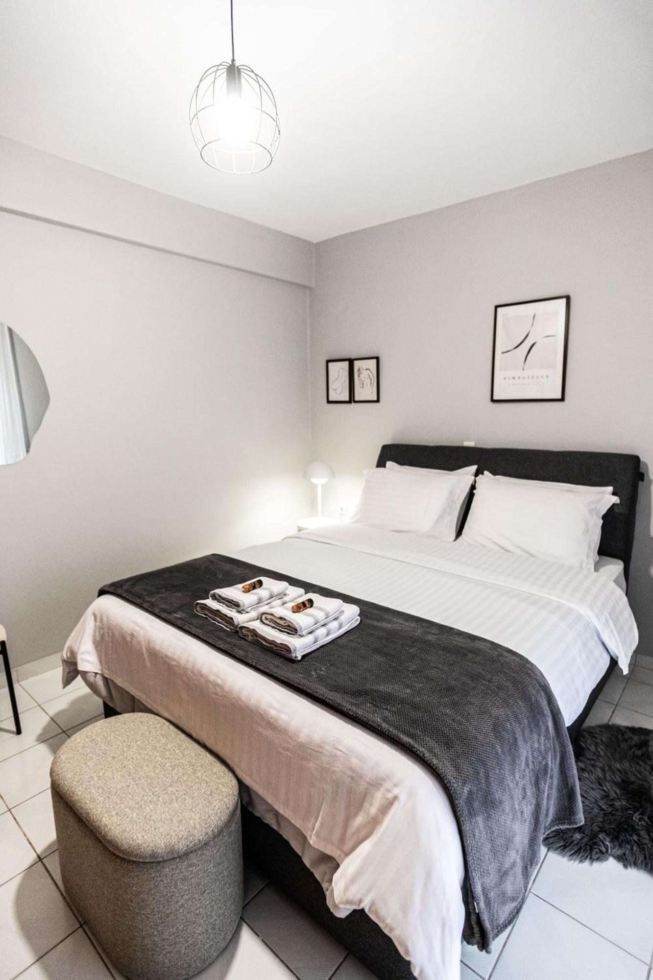 Hermes Modern Apartment Alexandroupolis Buitenkant foto